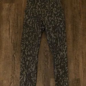 Lululemon wunder train leggings
